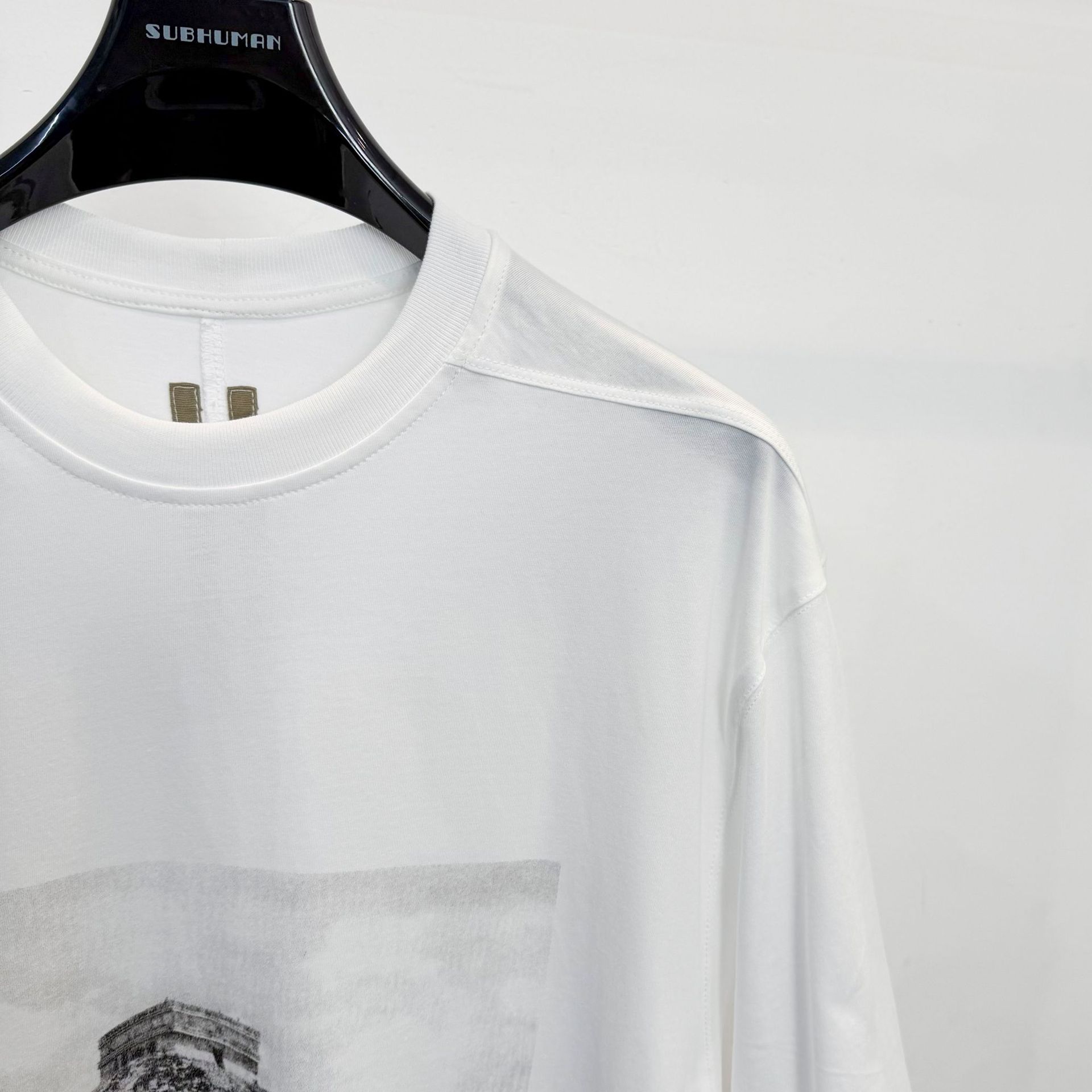 26SS Dark Lazy‑Vibe T-shirt su - Summer Vibes Clothing Men avis et prix